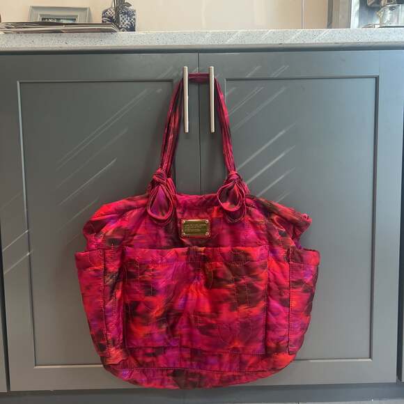 Marc by Marc Jacobs Workwear Pink Red Embroidered Quilted Side Pockets Tote Bag - Picture 1 of 5